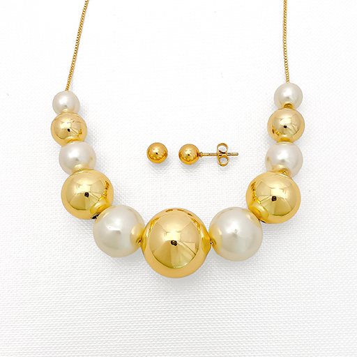 Juego de Accesorios Dorados