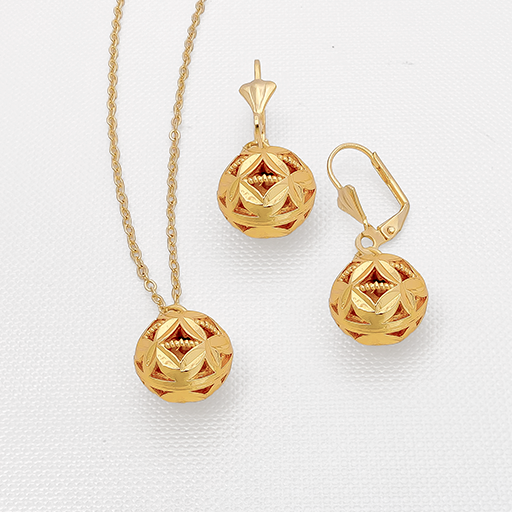 Juego de Accesorios Dorados